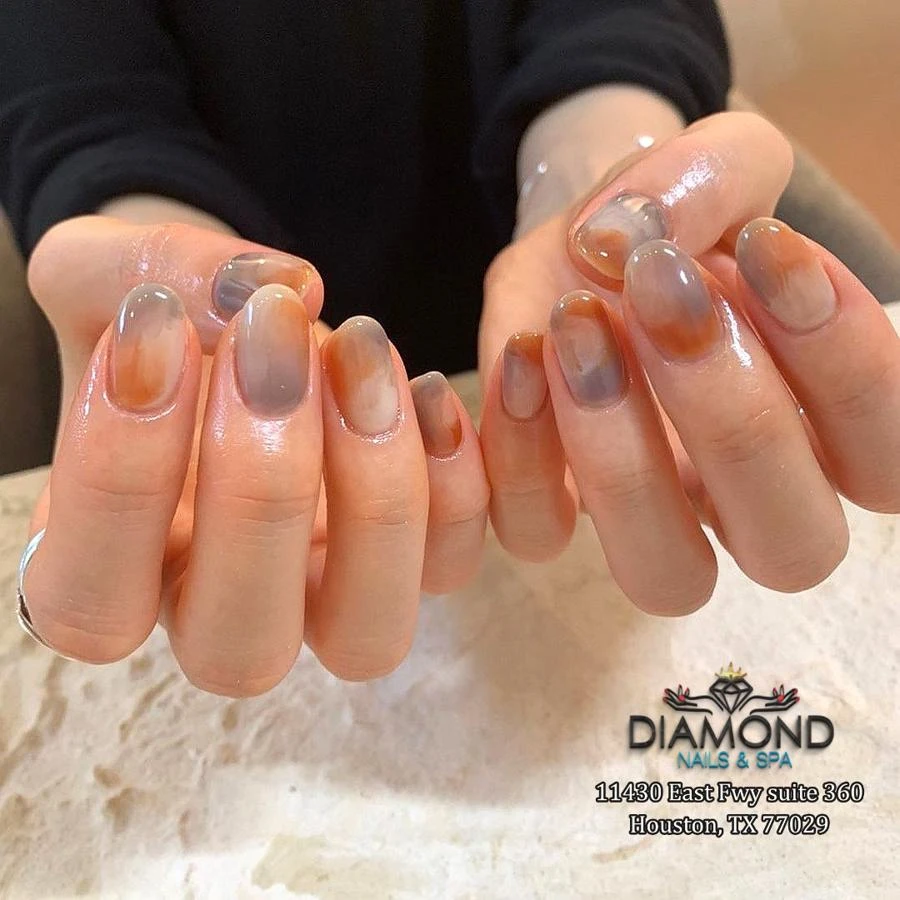 Trending Nail Art